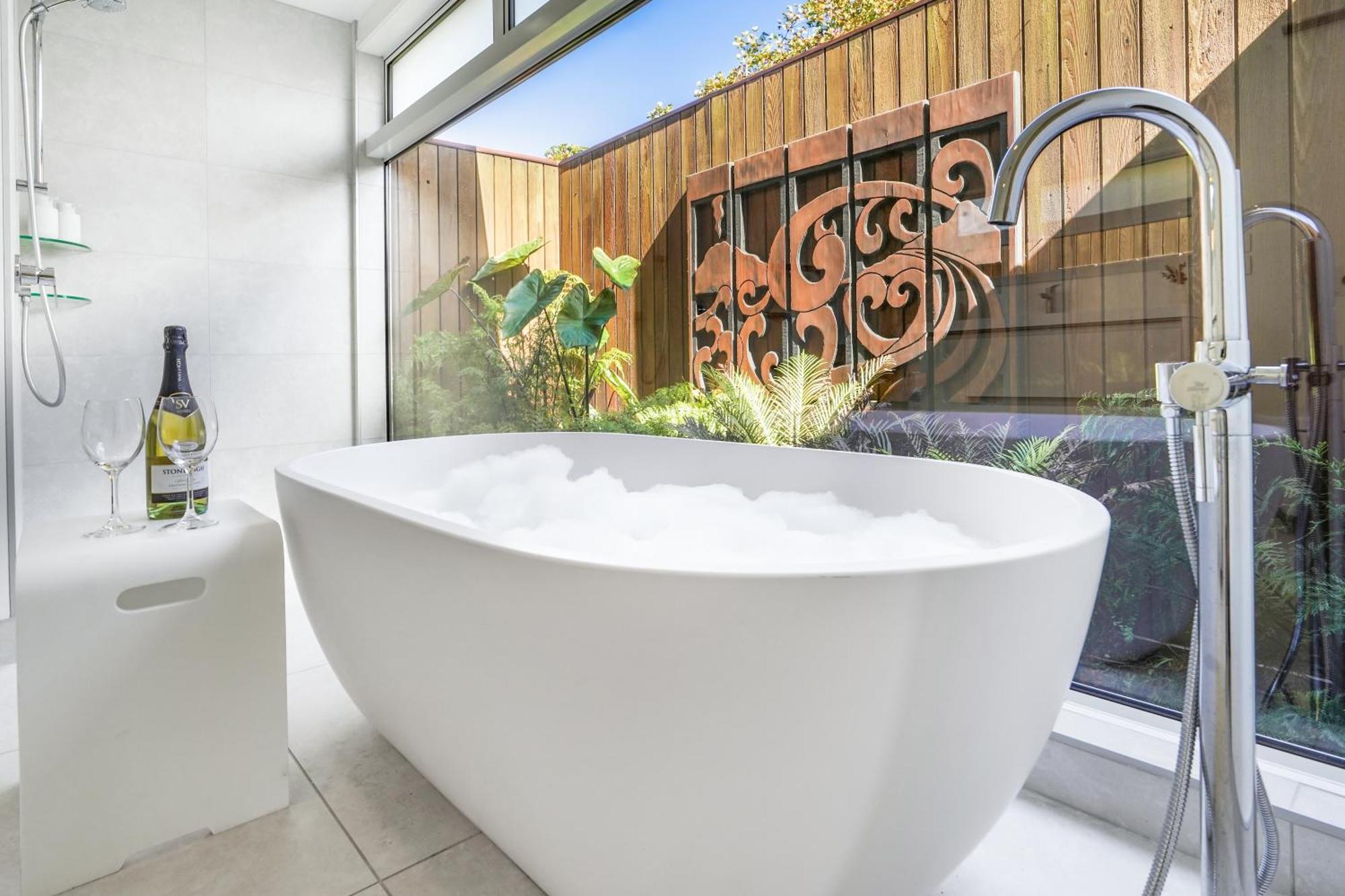 River View Retreat, Luxury & Central - By Kosh Bnb Hamilton Exterior foto